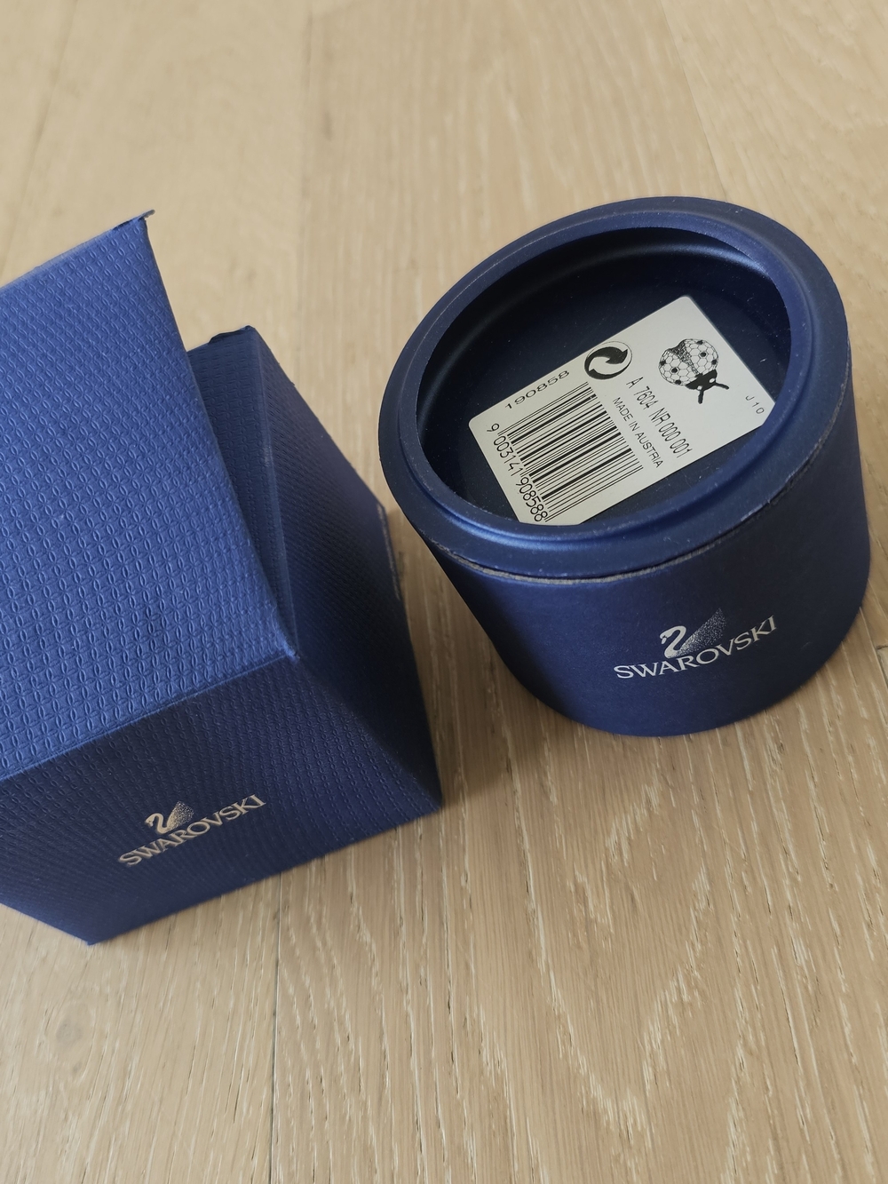 Swarovski Navy Gift Box and Certificate Set - Picture 6 of 7